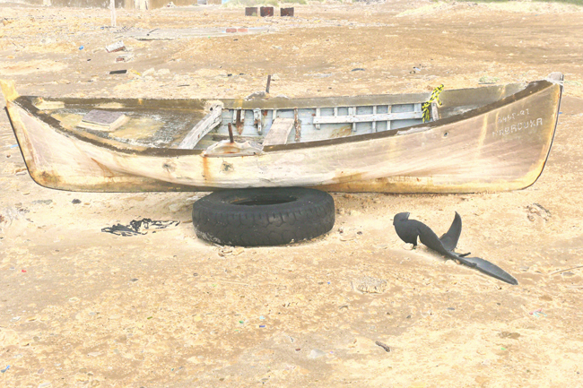 Barque sur la plage
